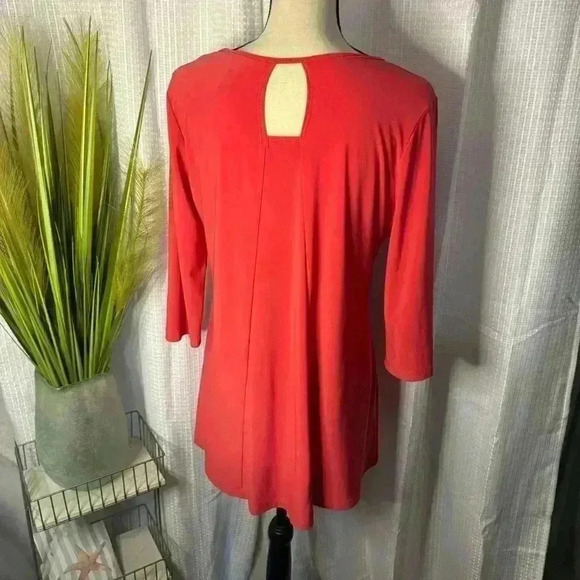 Clara Sun Woo USA Women’s M Red 3/4 Sleeve Back Neck Cutout Tunic Top - Picture 7 of 12
